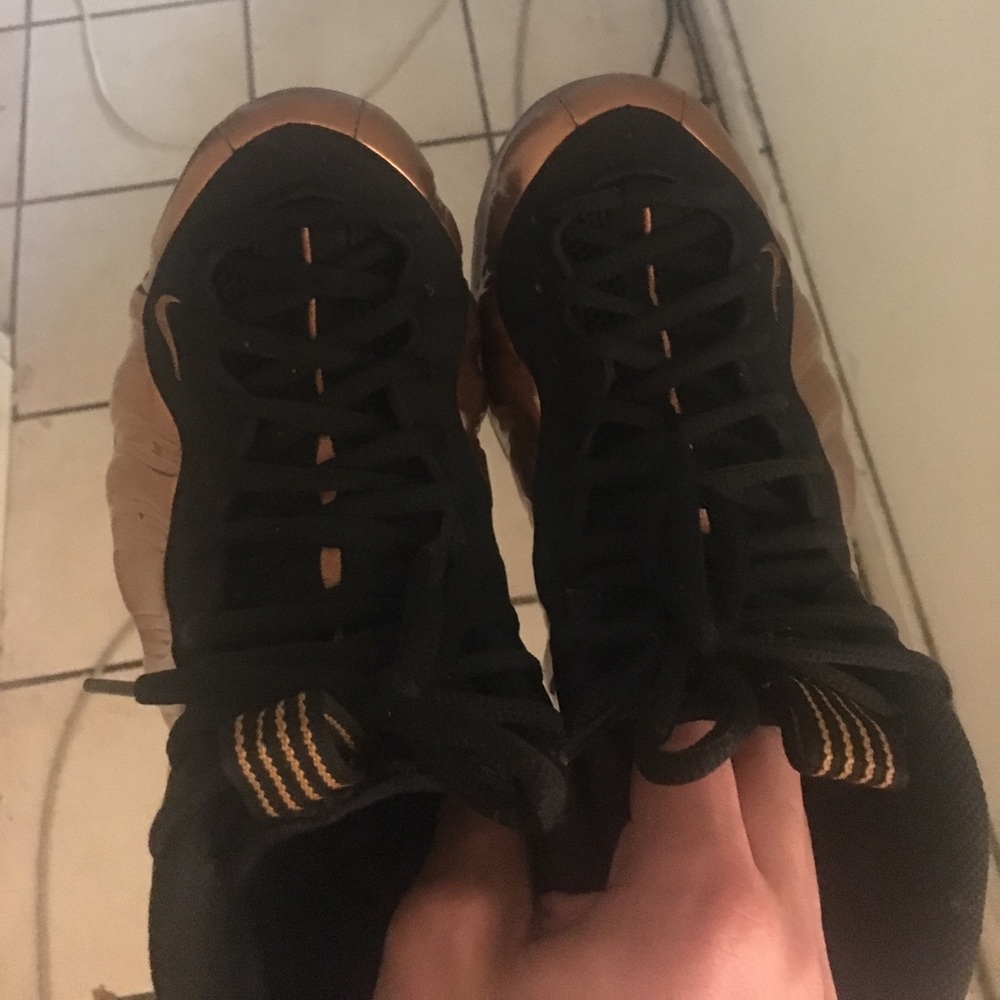 Nike foamposites rose gold sz 8 men’s